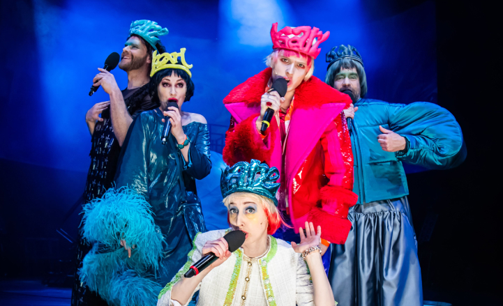 House of Karls Ein gar ergetzliches Rap-Spectaculum über Karl den Großen von Dlé